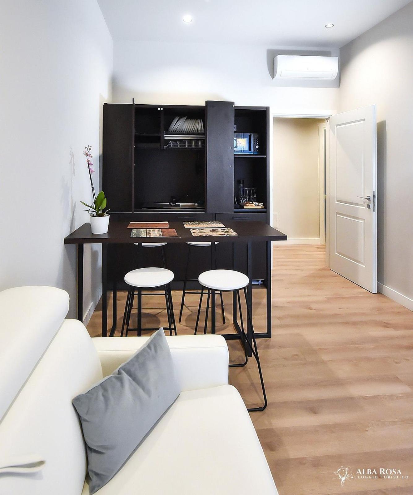 Alba Rosa Rooms โรม ภายนอก รูปภาพ